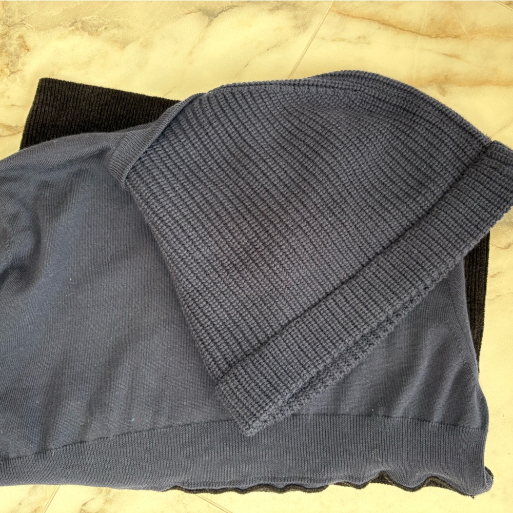 Fendi Roma Scuba Hood Knit Sweater | Navy & Black | IT 54 - Picture 6 of 6